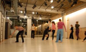 δωρεαν, μαθηματα, για, ανέργους, κινητηρας, studio