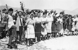 Παραδοσιακή Μουσικοχορευτική παράσταση στο Θέατρο Πέτρας