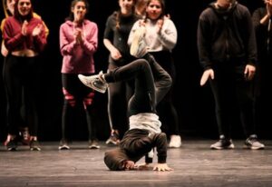 Εκπαιδευτικό Πρόγραμμα "Dancing to Connect": Παρουσίαση στη Στέγη