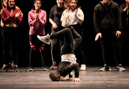 Εκπαιδευτικό Πρόγραμμα "Dancing to Connect": Παρουσίαση στη Στέγη
