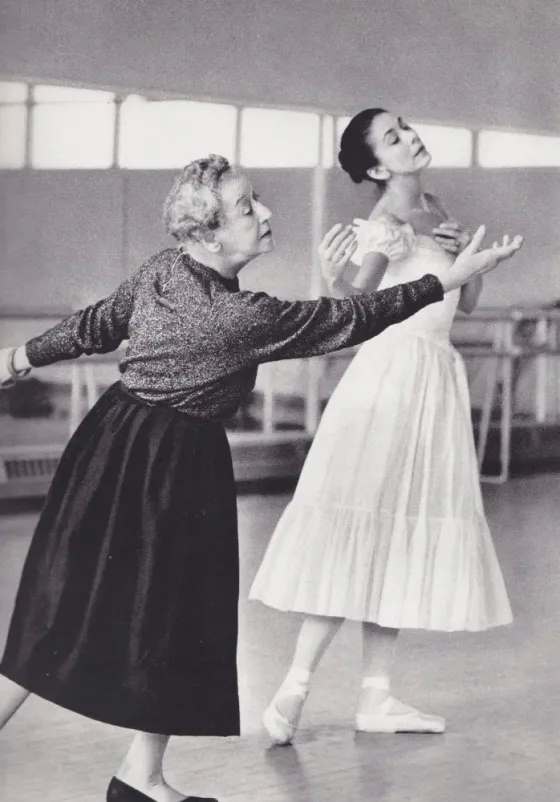Tamara Karsavina rehearsing Margot Fonteyn in Le Spectre de la Rose