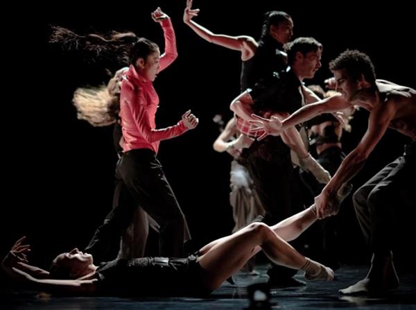 100 xronia martha graham