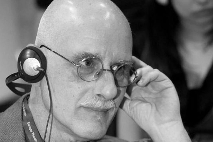 Ο Δημήτρης Τσατσούλης στο συμπόσιο «Θέατρο και